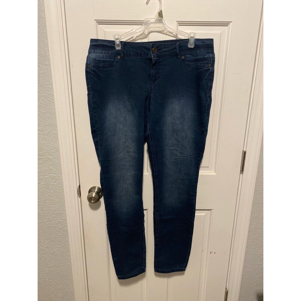 Maurices Dark Denim Jean Jeggings Womens Size XL Regular